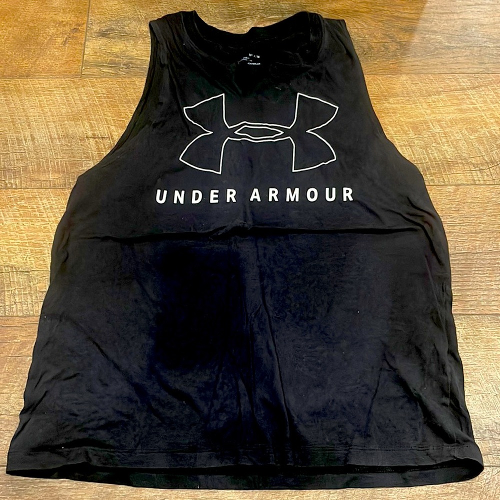 Women’s UA cut off tank